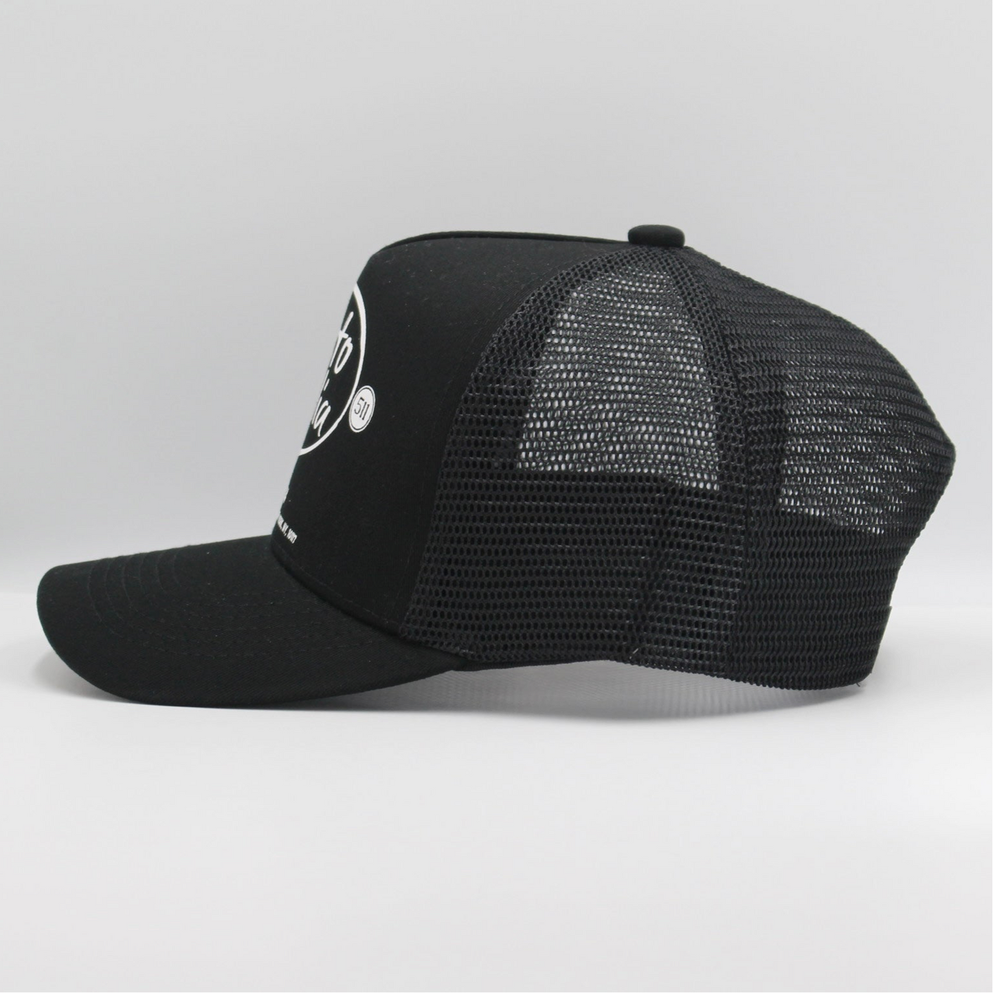 Gusto Italia snapback trucker black