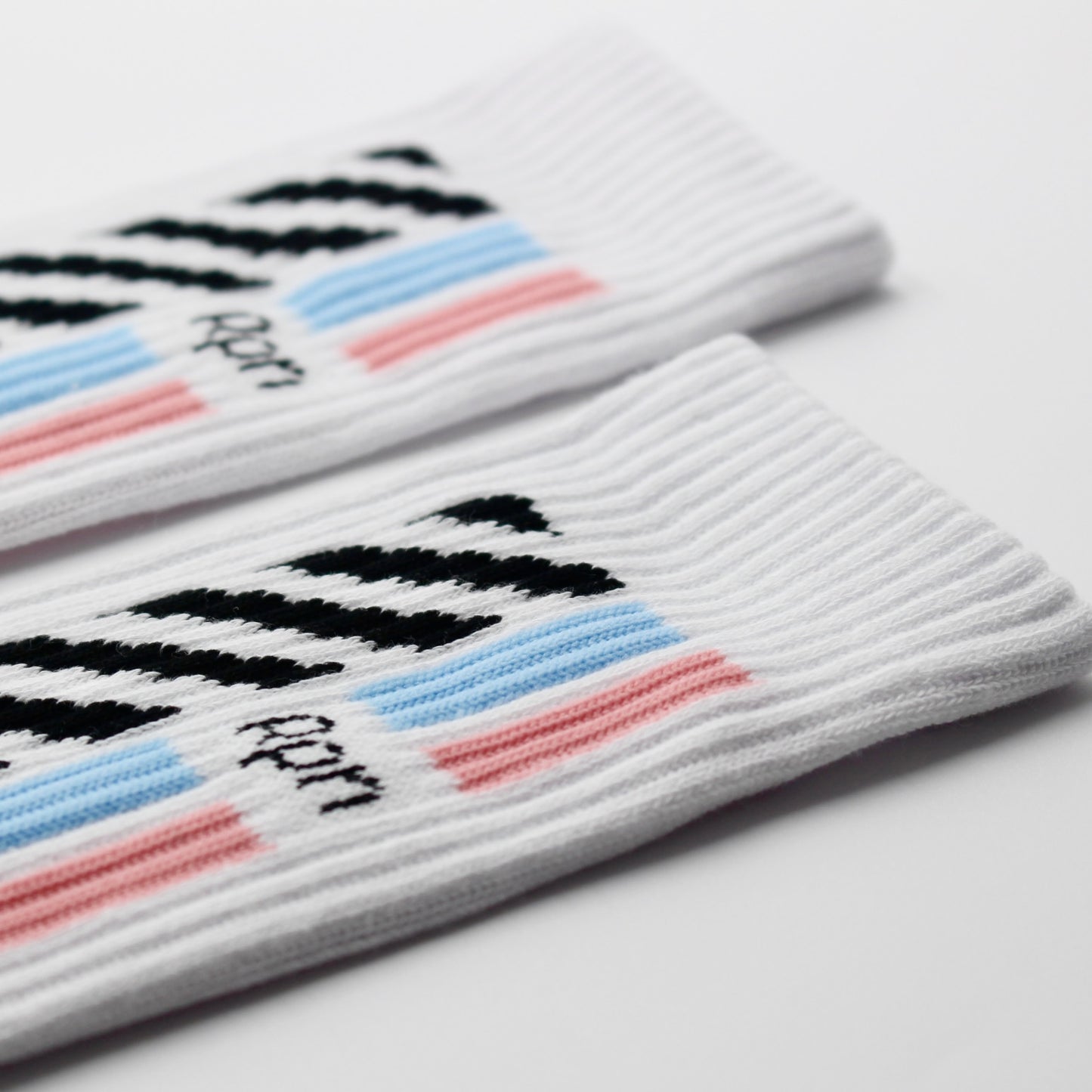 socks in white with Hyper Geo 2 series print