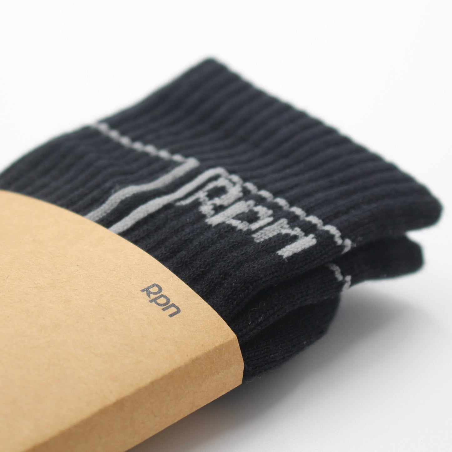 socks in black with grey frame print