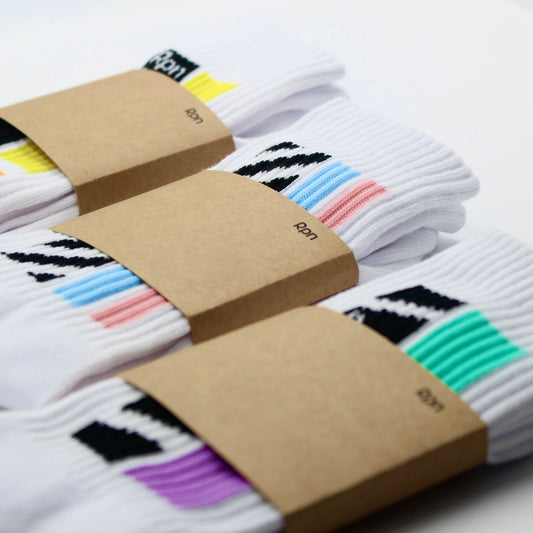 X3 pack socks in white with Hyper Geo series print