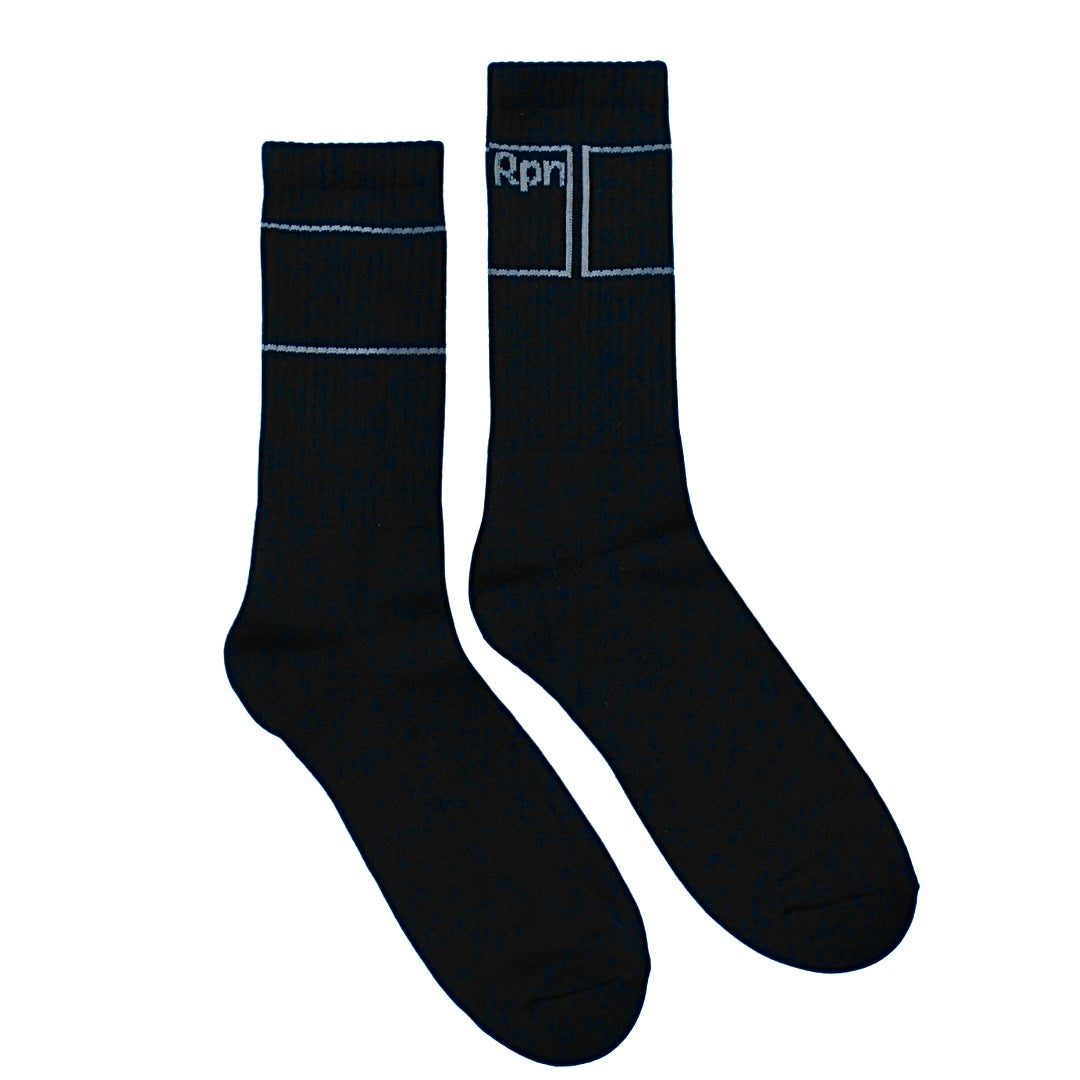 socks in black with grey frame print